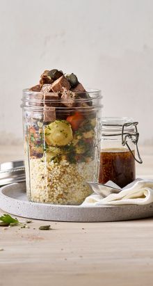 Siedfleisch-Salat mit Wintergemüse und Hirse