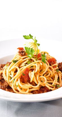 Spaghettis avec sugo de viande hachée